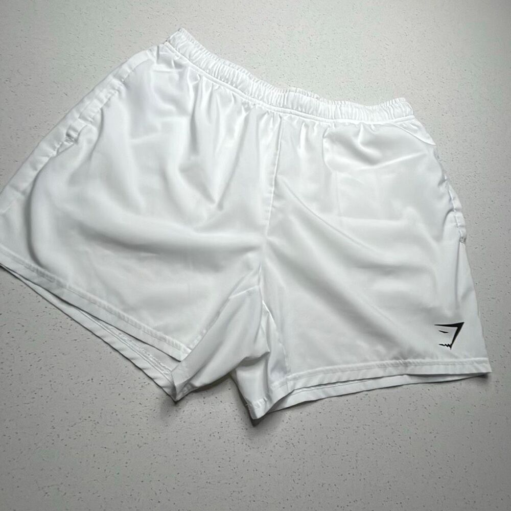 GymShark White Shorts Mens Medium 5 Inseam